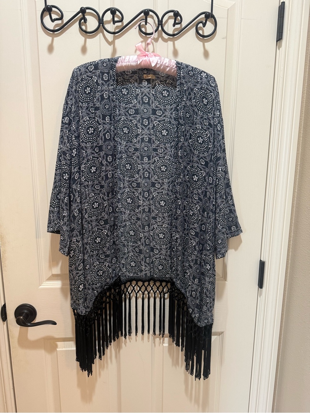 Hollister Dark Navy Blue and White Fringe Boho Kimono